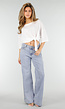Witte Top met Knoopdetail en Korte Mouwen