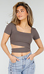 Taupe Cropped Sport Top met Korte Mouwen en Wrap Detail