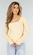 Butter Yellow Stretch Top met Lange Mouwen en Vierkante Hals