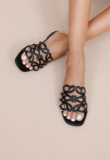 Zwarte Open Sandalen met Sierbanden