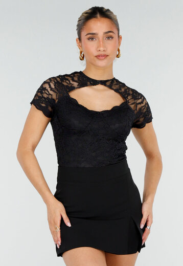 Zwarte Kanten Top met Korte Mouwen