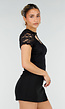 Zwarte Kant Top met Korte Mouwen en Cut Out