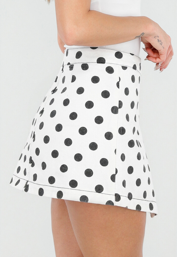 Witte Spijkerrok met Zwarte Stippen en Overslag Sluiting