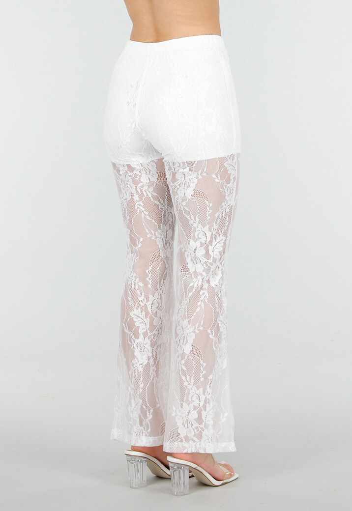 Petite Witte Kant Flared Broek met Stretch en Binnenbroekje