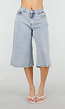 Lichtblauwe Denim Bermuda Shorts met Studs en Rechte Pijpen