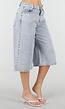 Lichtblauwe Denim Bermuda Shorts met Studs en Rechte Pijpen