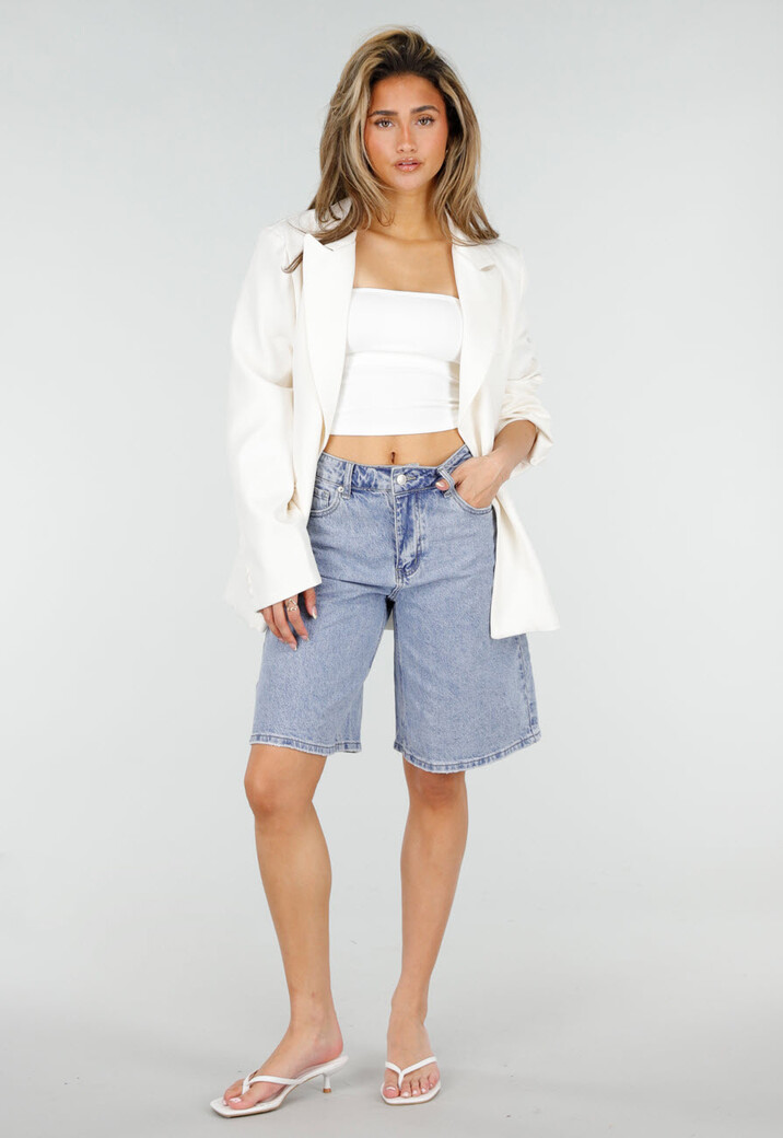 Lichtblauwe Denim Bermuda Shorts met Rechte Pijpen en Zakken