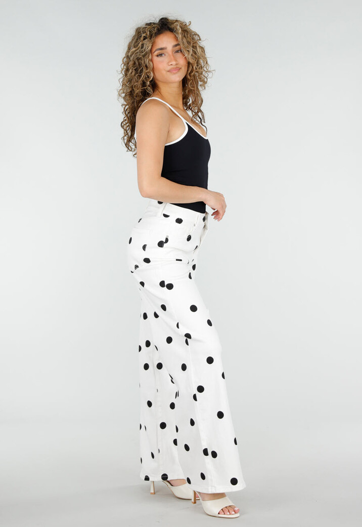 Witte Denim Wide Leg Jeans met Zwarte Stippen Print