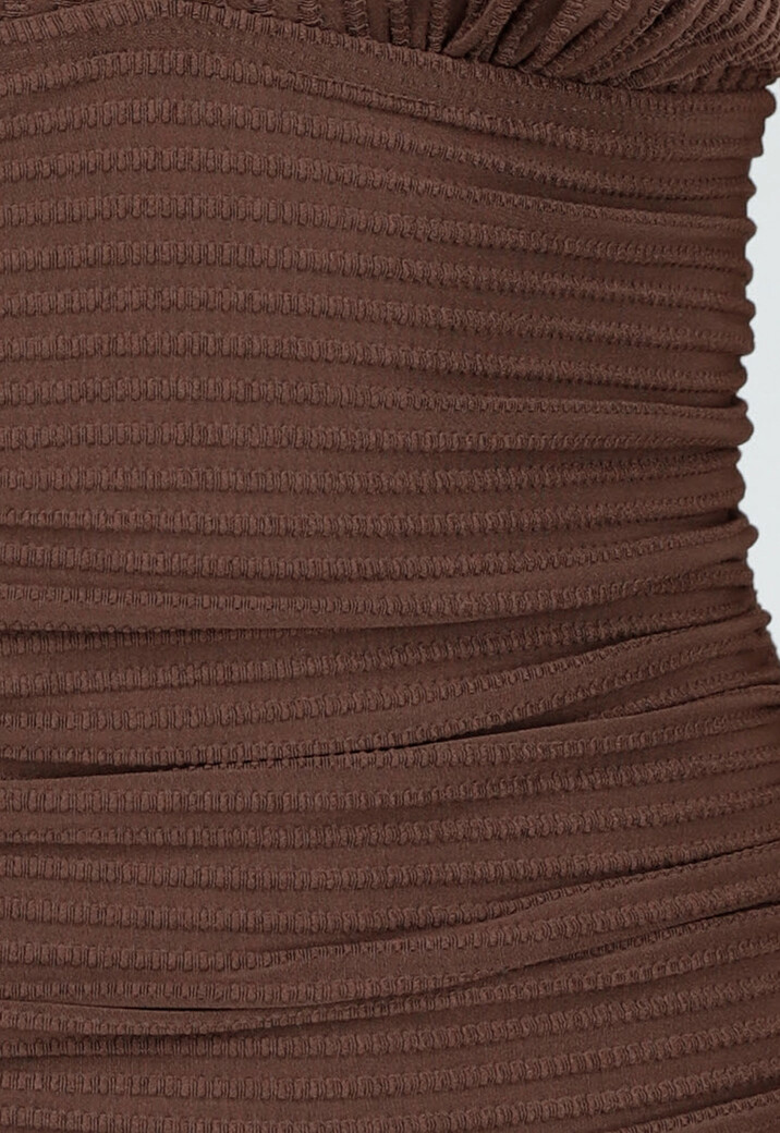 Bruine Halter Badpak met Ribstructuur en Diepe V-Hals