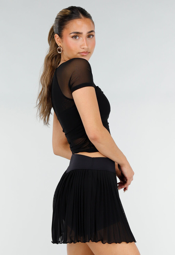 Zwarte Mesh Crop Top met Korte Mouwen en Pads