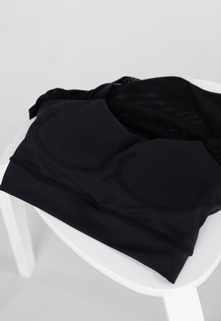 Zwarte Mesh Crop Top met Korte Mouwen en Pads