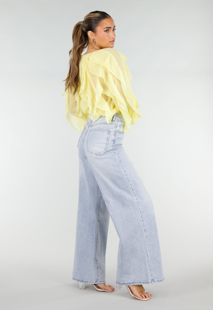 Gele Chiffon Blouse met Ruffles Lange Mouwen en Knopen