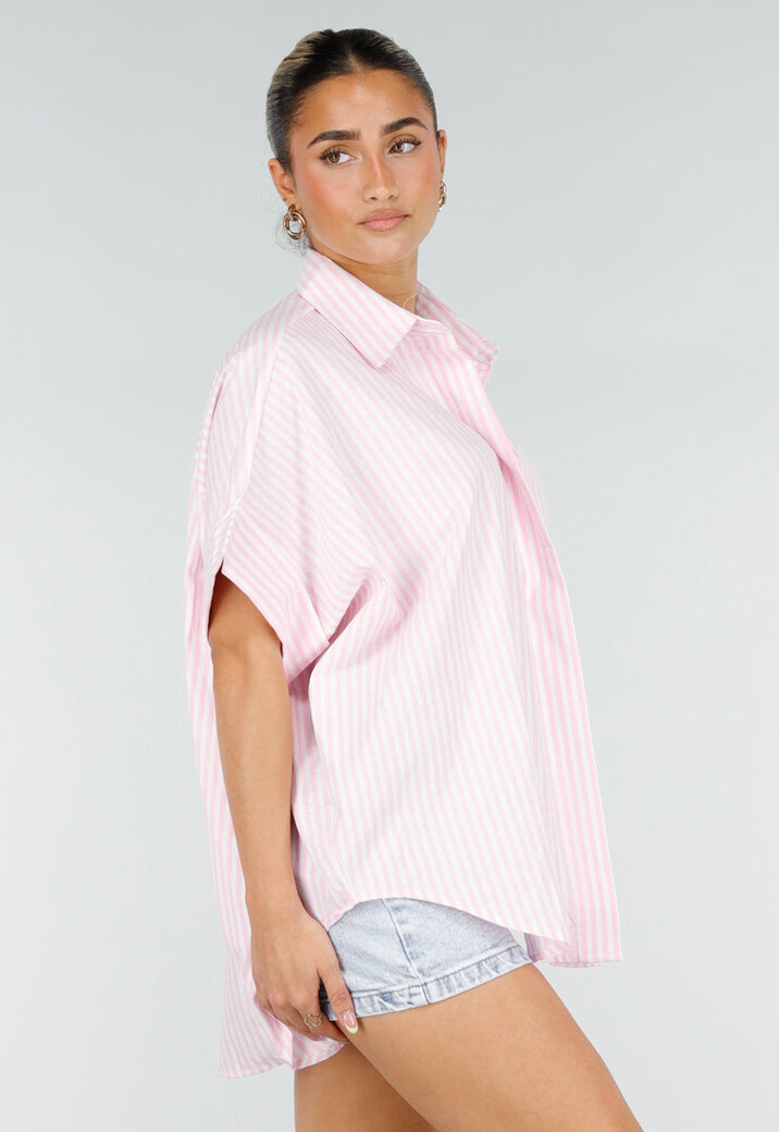 Roze Gestreepte Blouse met Korte Mouwen en Knoopsluiting