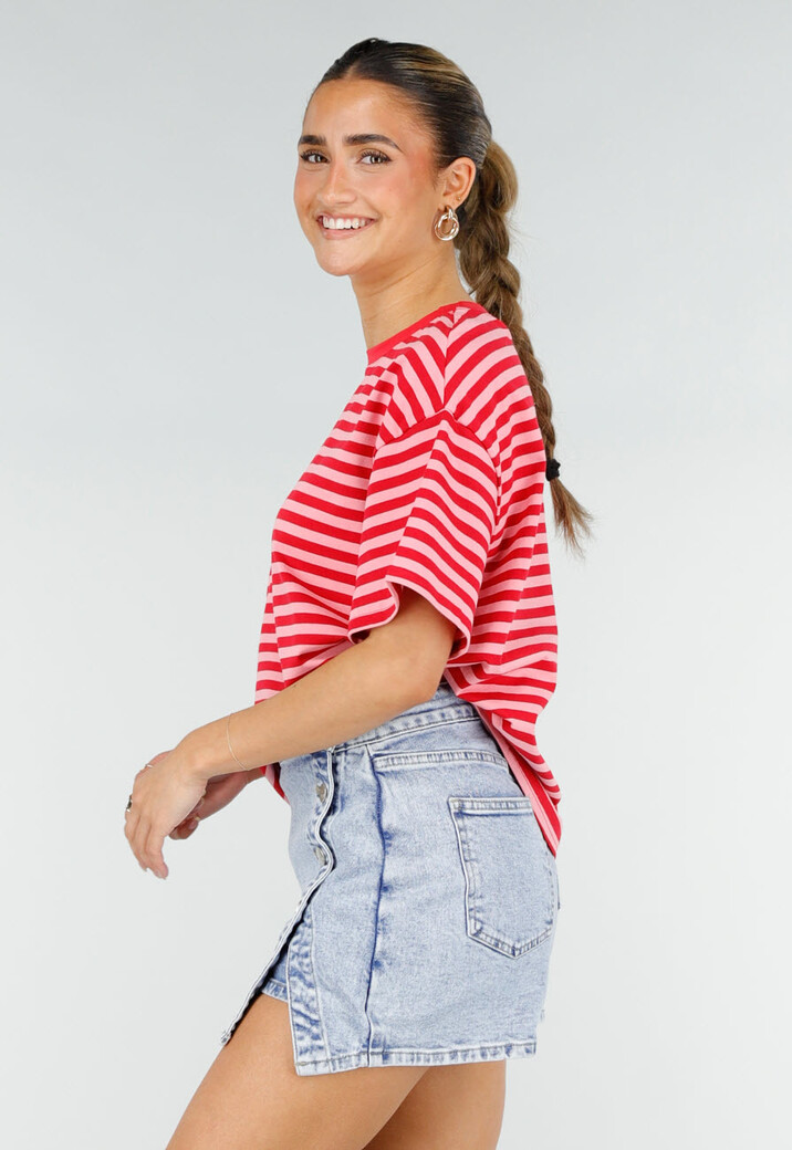 Rood Roze Gestreept T-shirt met Korte Mouwen en Ronde Hals