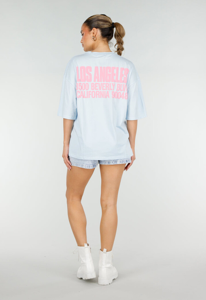 Lichtblauw T-shirt met Roze Print en Korte Mouwen en Ronde Hals