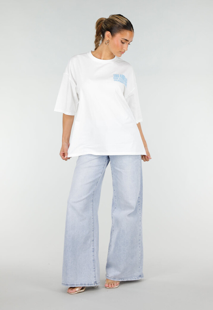 Wit T-shirt met Blauwe Backprint, Ronde Hals en Korte Mouwen