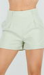 Mintgroene Linnenlook Short met Plooien en Rechte Pijpen
