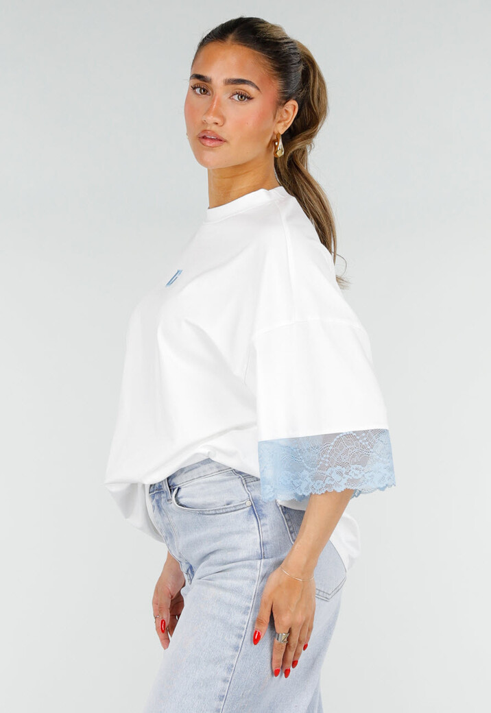 Wit Oversized T-Shirt met Blauw Kant
