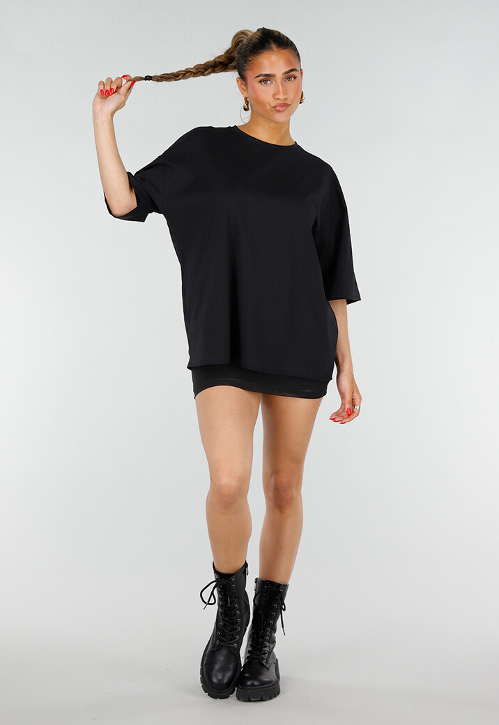 Zwart Oversized T-shirt met Korte Mouwen en Roze Backprint