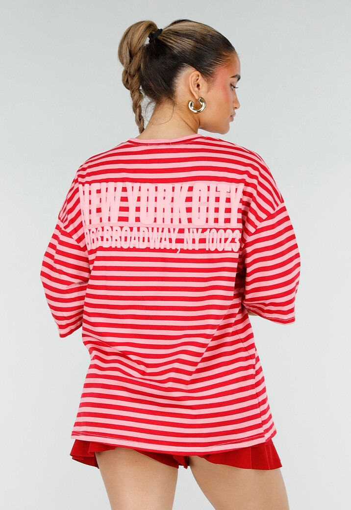 Roze Rode Gestreepte Oversized T-shirt met Tekstprint