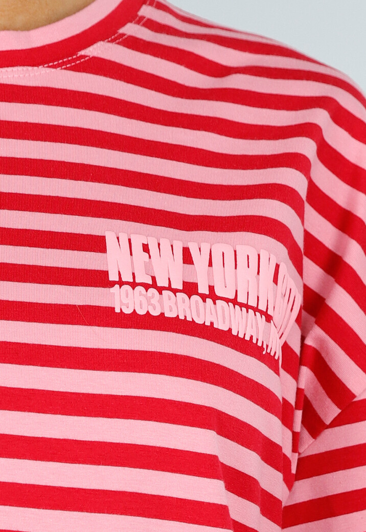 Roze Rode Gestreepte Oversized T-shirt met Tekstprint