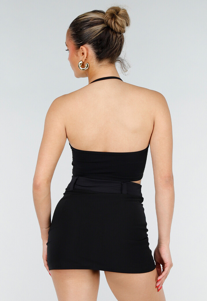 Zwarte Stretch Crop Top met Halterbandjes en Push Up Pads