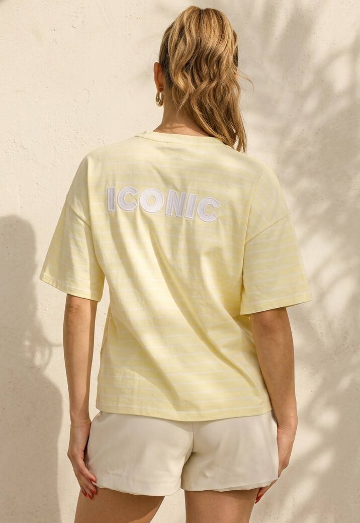 Lichtgeel Gestreept Oversized T-shirt met Iconic Opdruk