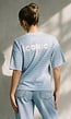 Lichtblauw Gestreept T-shirt met Witte Borstzak en Tekstprint