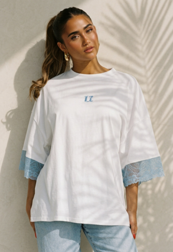 Wit Oversized T-Shirt met Blauw Kant