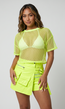 Neongele Fishnet Crop Top met Korte Mouwen