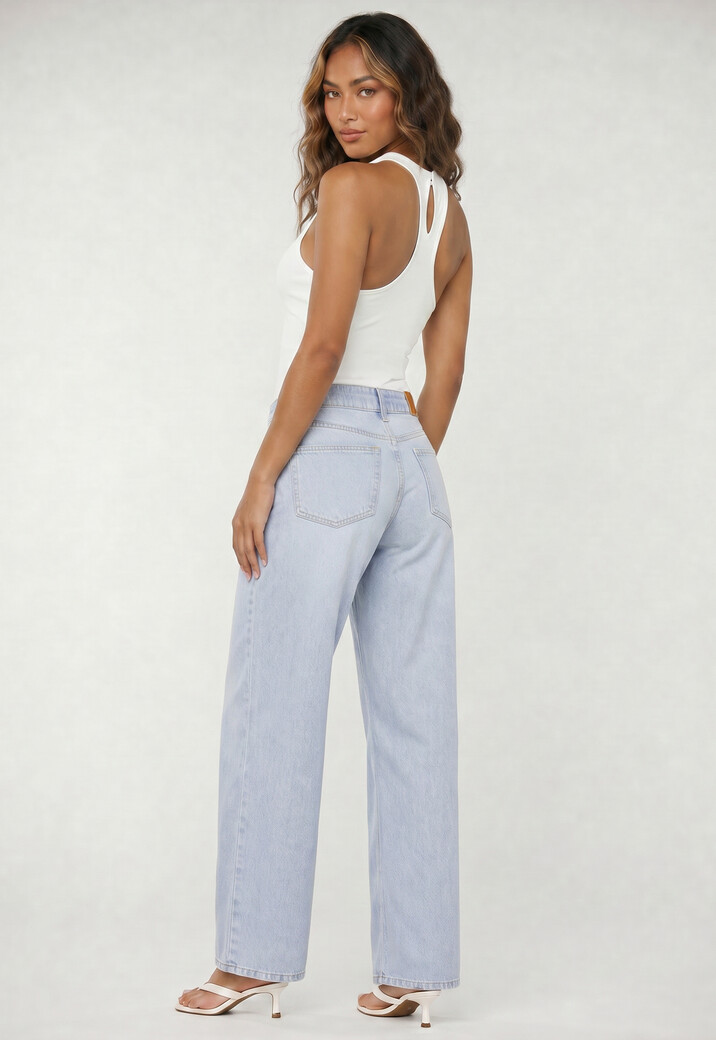 Witte Halter Top met Watervalhals en Pads