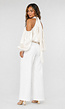 Gebroken Witte Satijnen Cold Shoulder Top met Sjaalkraag