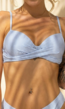 Blauwe Gestreepte Padded Beugel Bikini Top met Twist