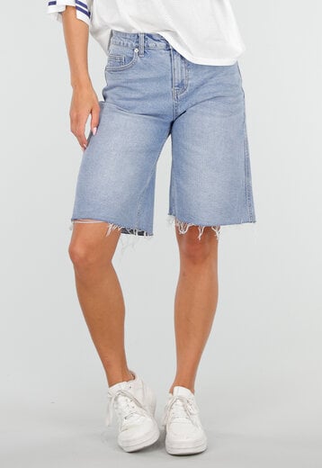 Lichtblauwe Denim Bermuda Short