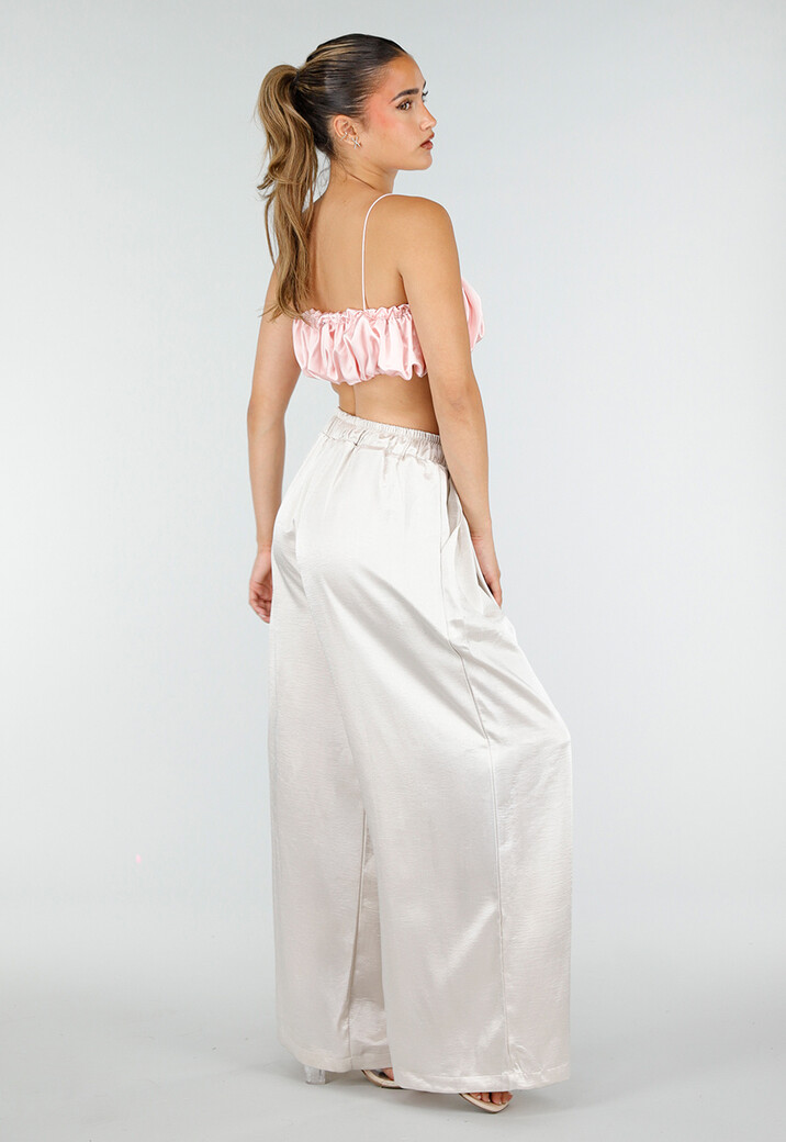 Roze Satijnen Cropped Top met Spaghettibandjes en Geplooid Detail