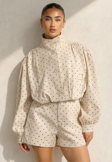 Beige Two Piece Set met Zwarte Stippen