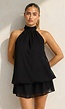 Zwarte Halter Mini Jurk met Open Rug en Chiffon Laag