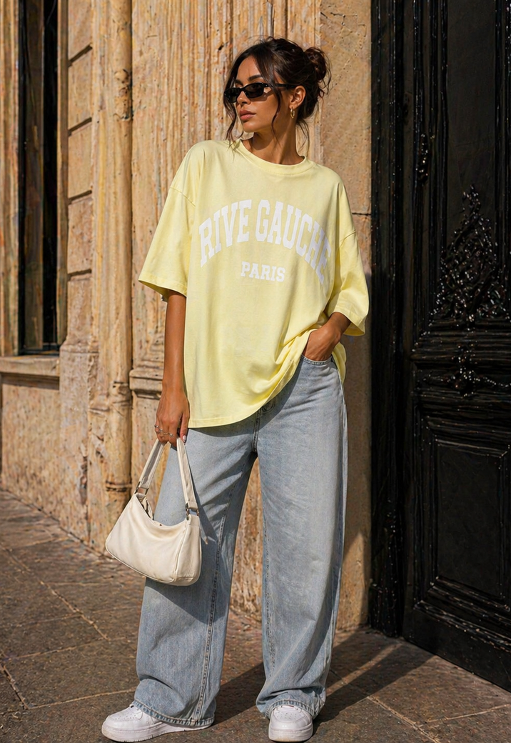 Lichtgeel Oversized T-Shirt met Witte Tekstprint
