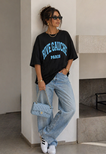 Zwart Oversized T-Shirt met Blauwe Tekst