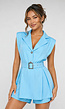 Lichtblauwe Blazer Playsuit met Ceintuur en Schoudervulling