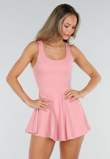 Roze Jurk met Broekje en Pads