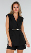 Zwarte Mouwloze Blazer en Tailored Short Set met Riem