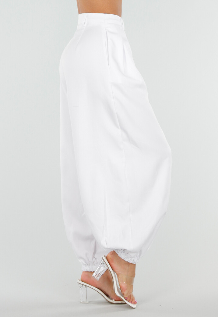 Witte Plooibroek met Elastische Boorden en Hoge Taille