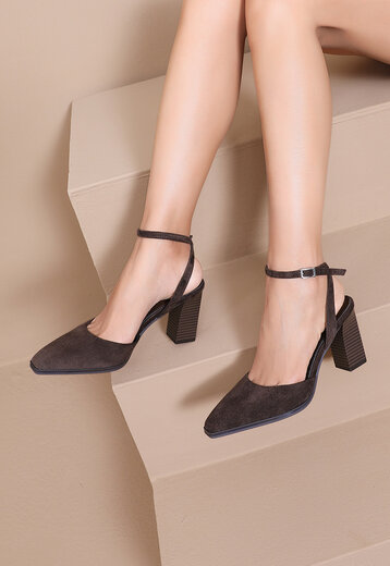 Donkerbruine Suède Enkelband Pumps