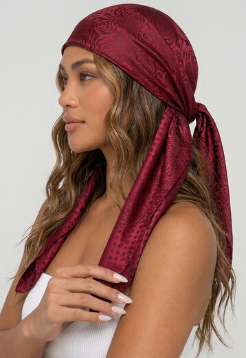 Bordeaux Satijnen Bandana met Bloemenprint