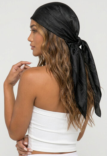 NEW080726 Zwarte Bandana met Jacquardprint