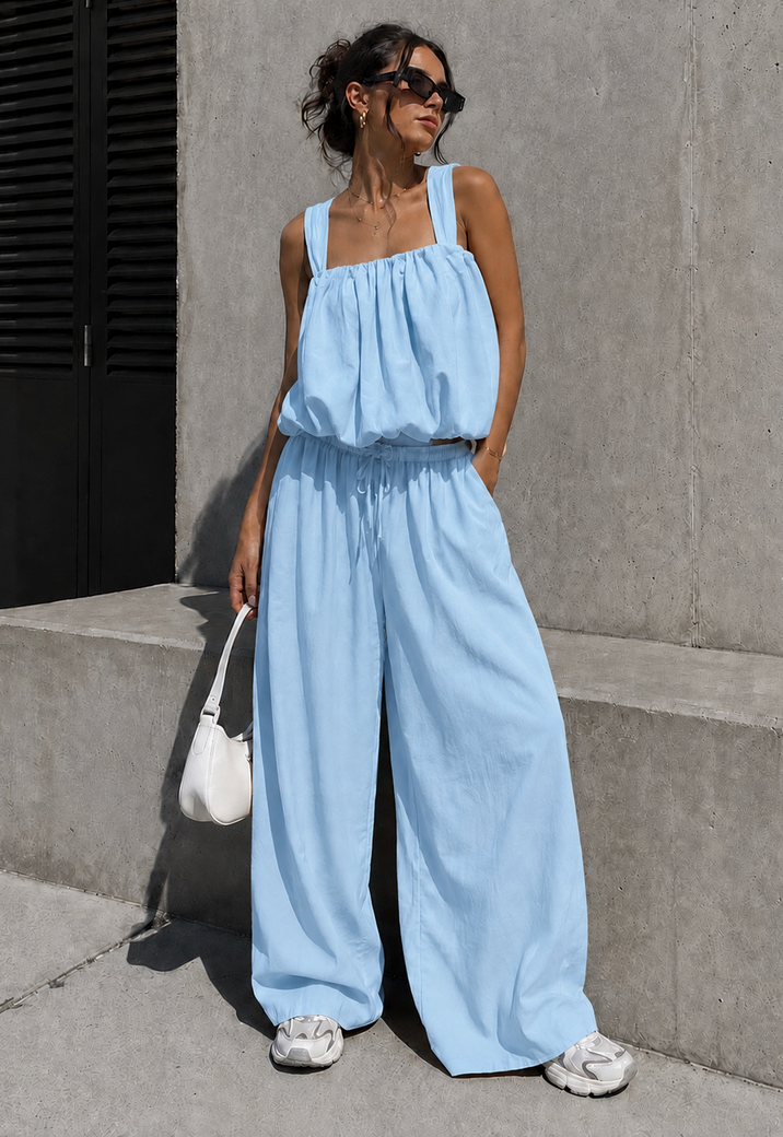 Lichtblauwe Stretch Two Piece Set met Mouwloze Top en Wide Leg Broek