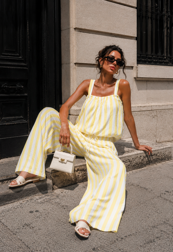 Geel Witte Gestreepte Two Piece Set met Mouwloze Top en Wide Leg Broek