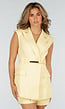 Gele Mouwloze Blazer Set met Ceintuur en Shorts