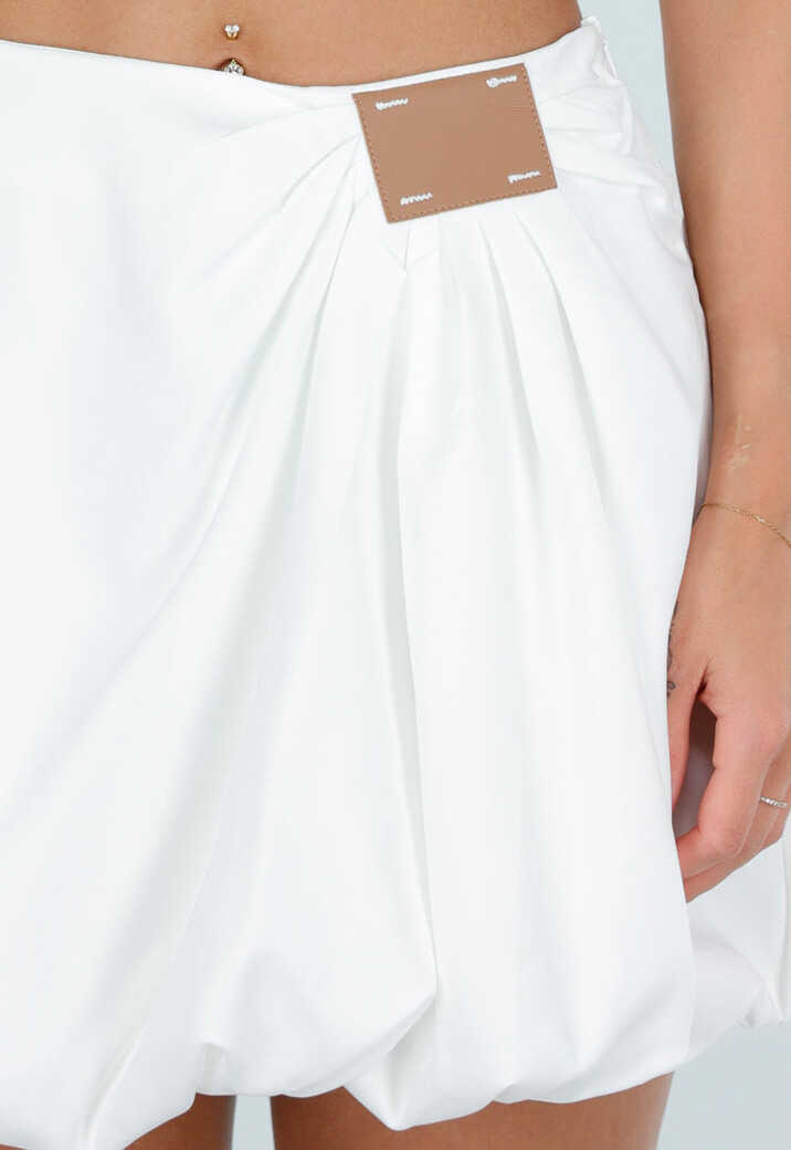 Witte Ballon Skort met Geplooid Overslag Detail